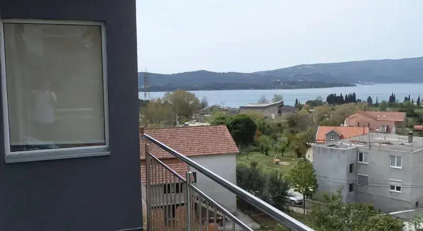 Тиват: Luxury Apartments Tivat
