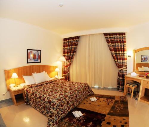 Айн-Сохна: Sinaway Lagoon Hotel and Spa