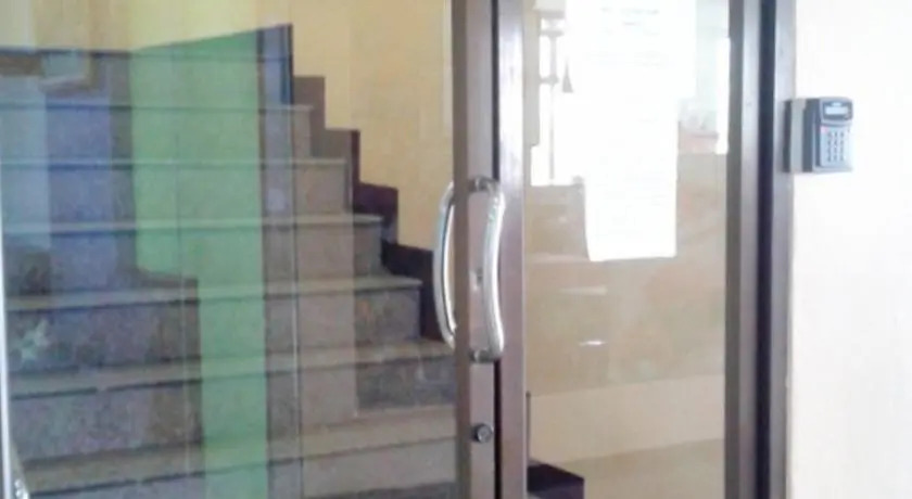 Банг-Сао-Тхонг: Taveechoke Place