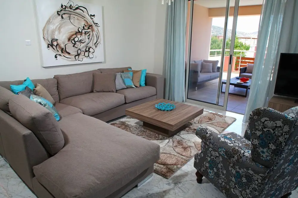 Агиос Тихонас: Amathusa Coastal Heights Apartment E 105
