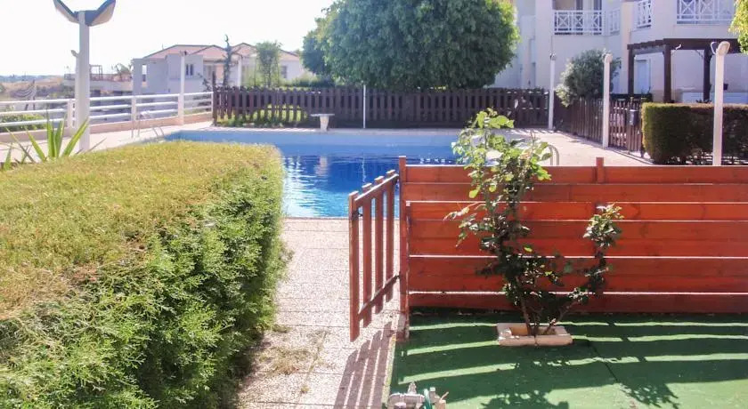 Агиос Тихонас: Rousos Epavlis Maisonette No. 9