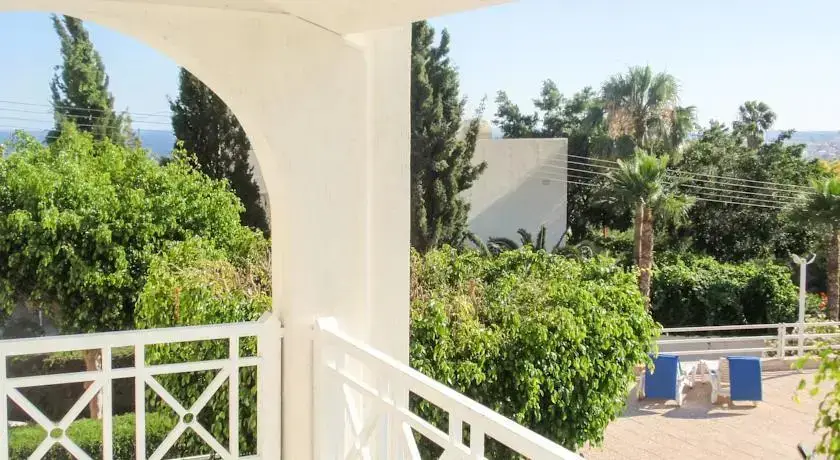 Агиос Тихонас: Rousos Epavlis Maisonette No. 9