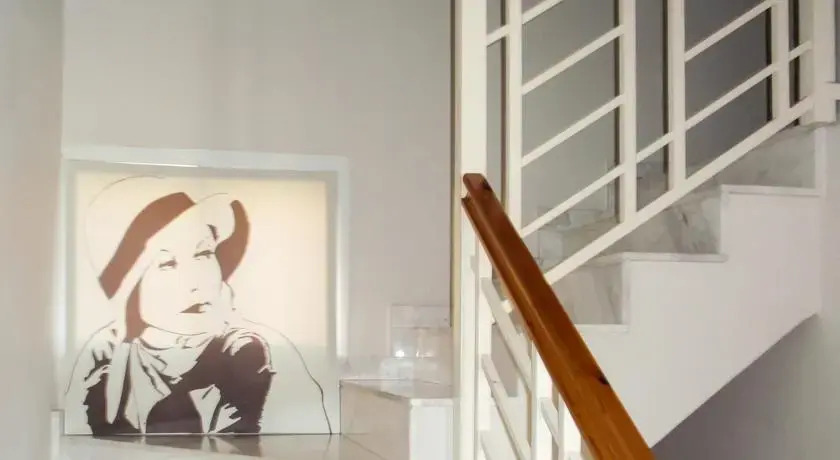 Агиос Тихонас: Rousos Epavlis Maisonette No. 9