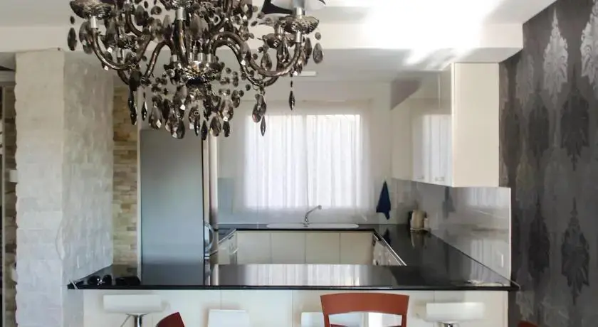 Агиос Тихонас: Rousos Epavlis Maisonette No. 9