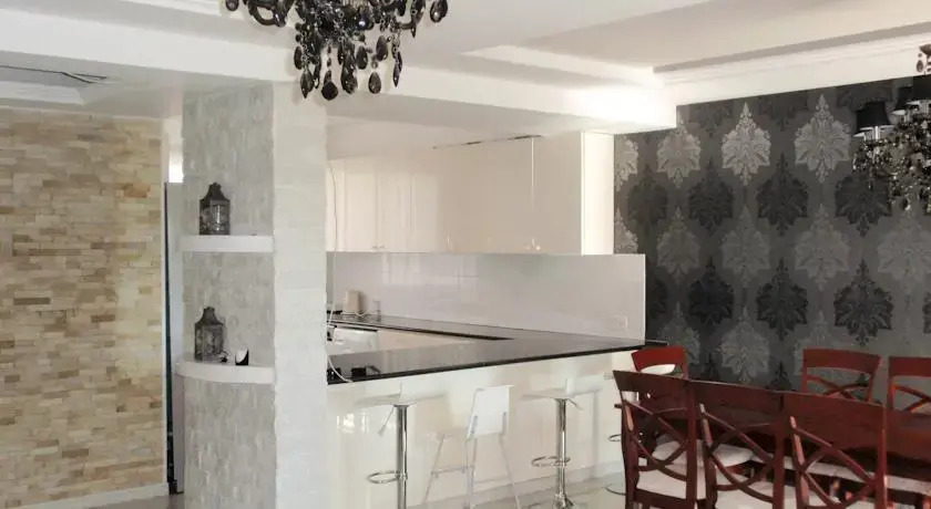 Агиос Тихонас: Rousos Epavlis Maisonette No. 9