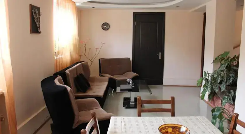 Лагодехи: Caucasus Hostel