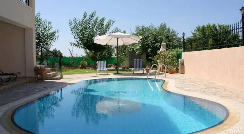 Пейя: Villa Agathi