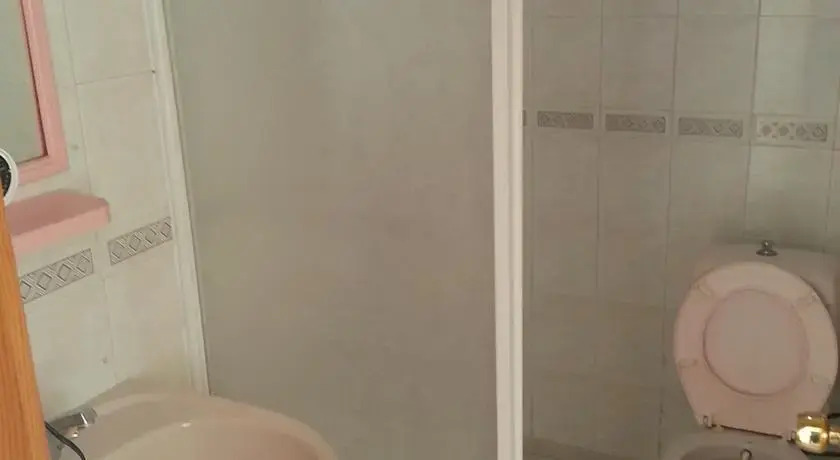 Алтынолук: Cahit Han Hotel