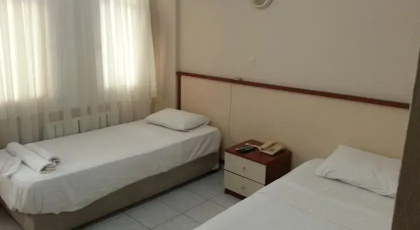 Алтынолук: Cahit Han Hotel