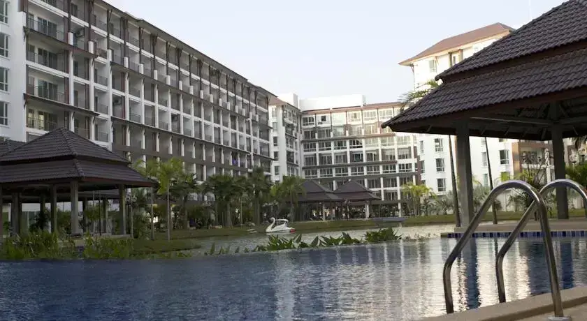 Банг-Саре: Nans Condos