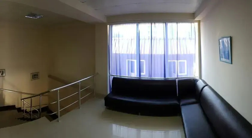 Уреки: Hotel Orbita