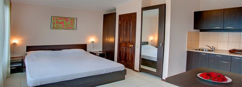 Алупка: Hotel Green Point