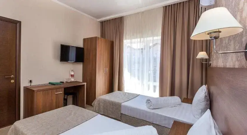 Кабардинка: Townhouse Kedrovaya Rosha