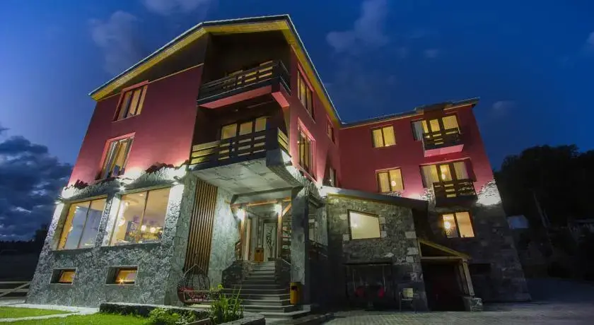 Бакуриани: Hotel Red House