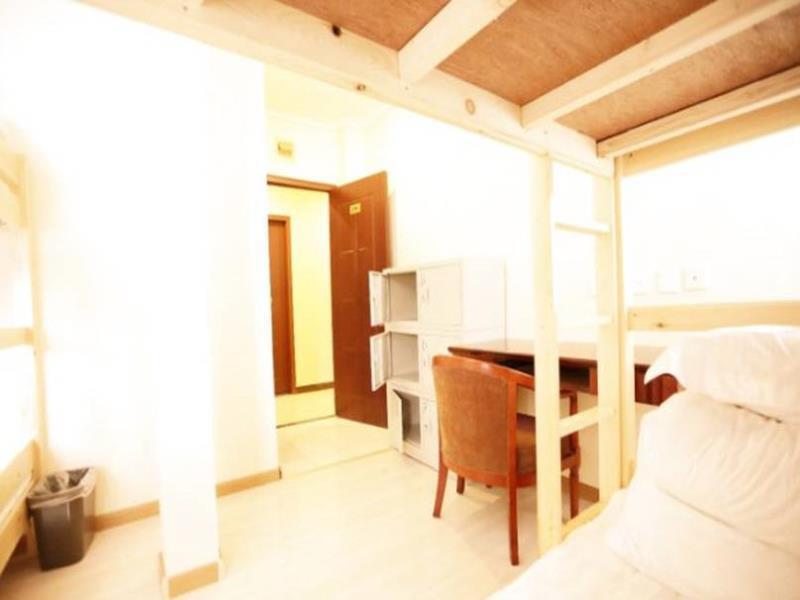 Пекин: Beijing Granary Youth Hostel