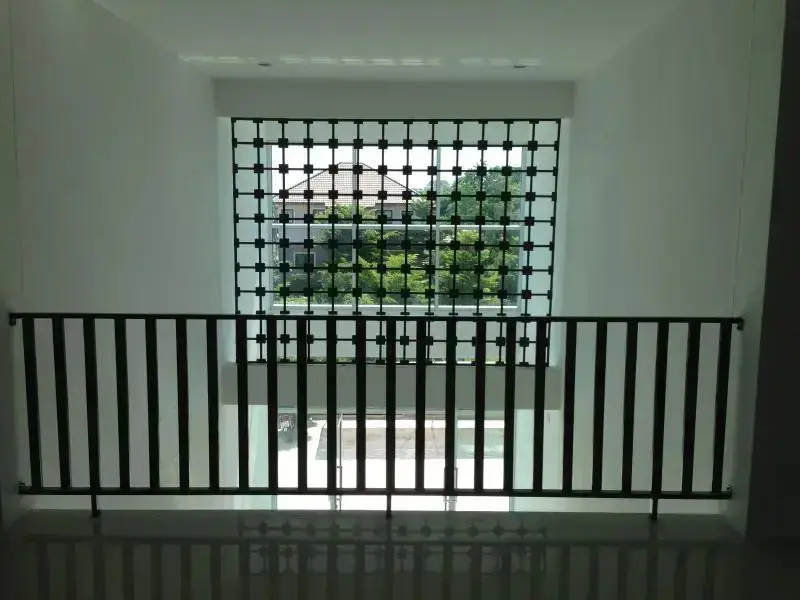 Кхлонг-Янг: Garden Place