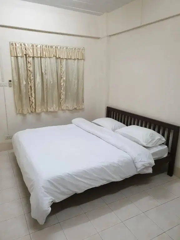 Бангкок: V&P Apartment