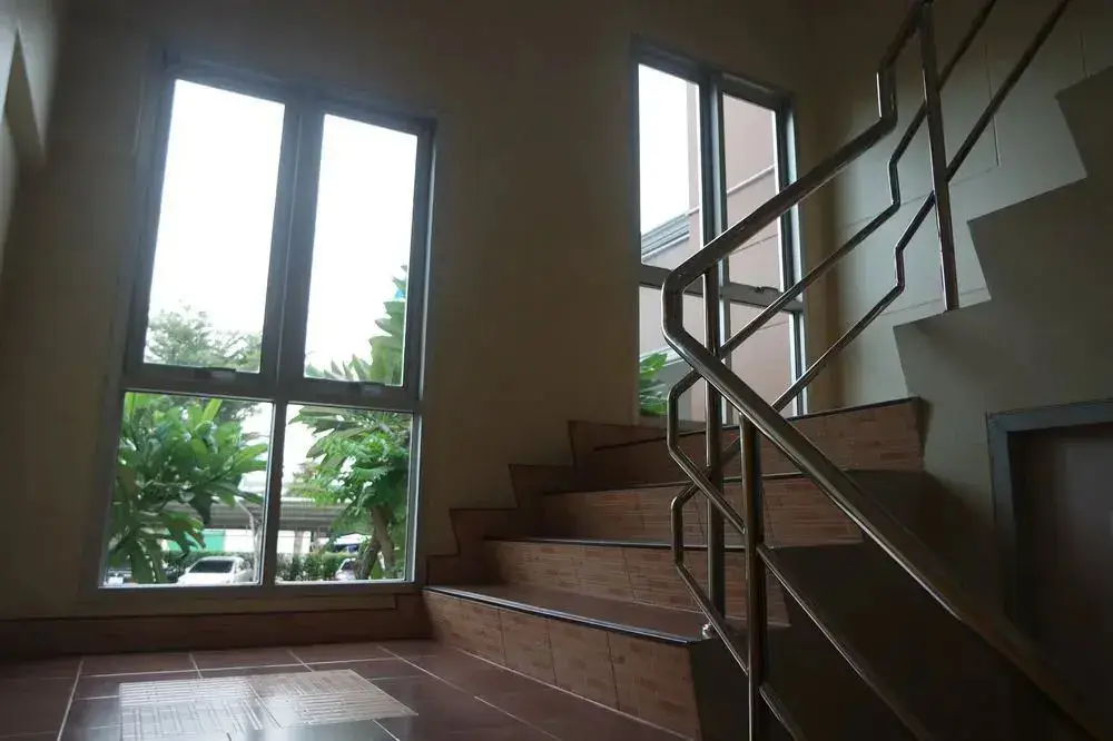Сирача: Tarawadee Sriracha Apartment