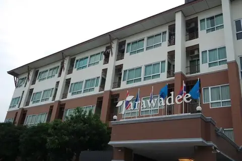 Tarawadee Sriracha Apartment — фото 1