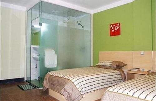 Цзинань: Jinan Warm Family Lvren Inn