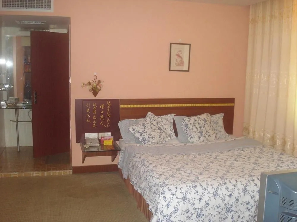 Дунъин: Dongying Shang 's Bauhinia Business Hotel