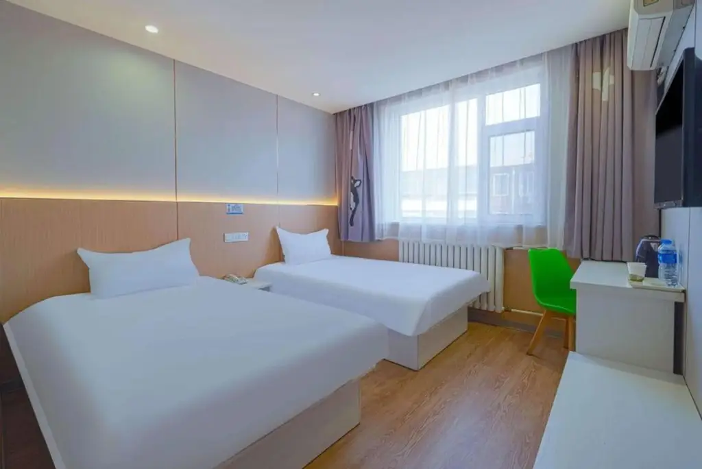 Тяньцзинь: Homeinn Pebble Hotel (Tianjin Fujian Road Xiawafang Subway Station)