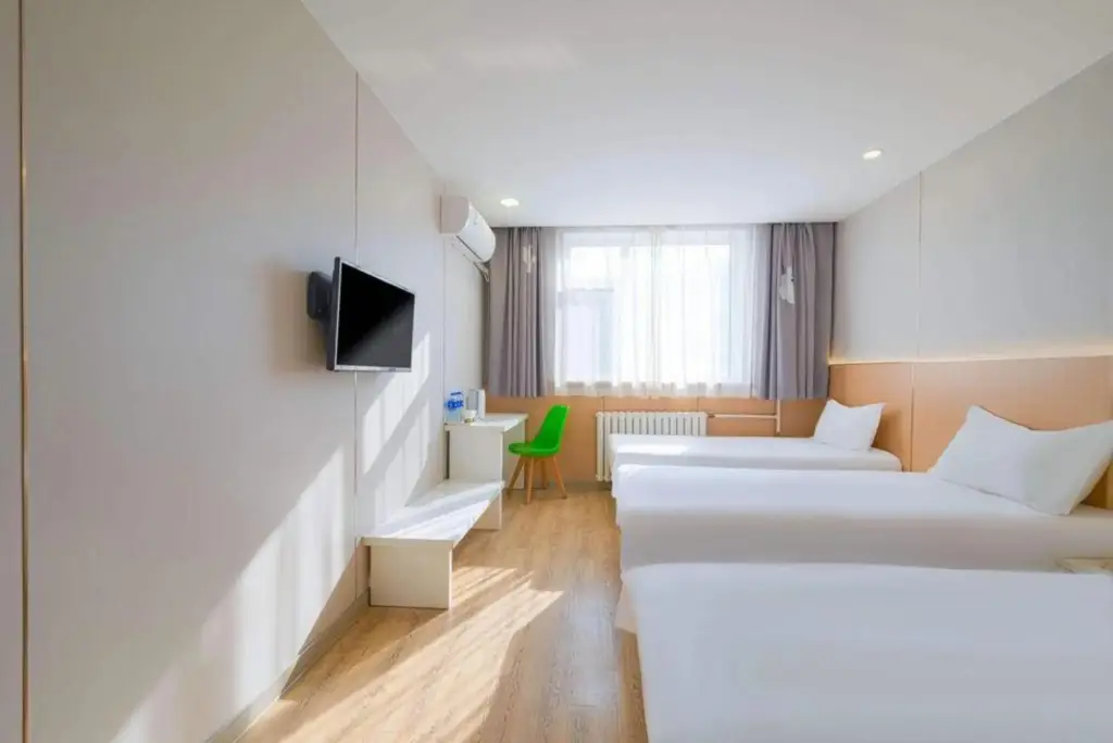Тяньцзинь: Homeinn Pebble Hotel (Tianjin Fujian Road Xiawafang Subway Station)