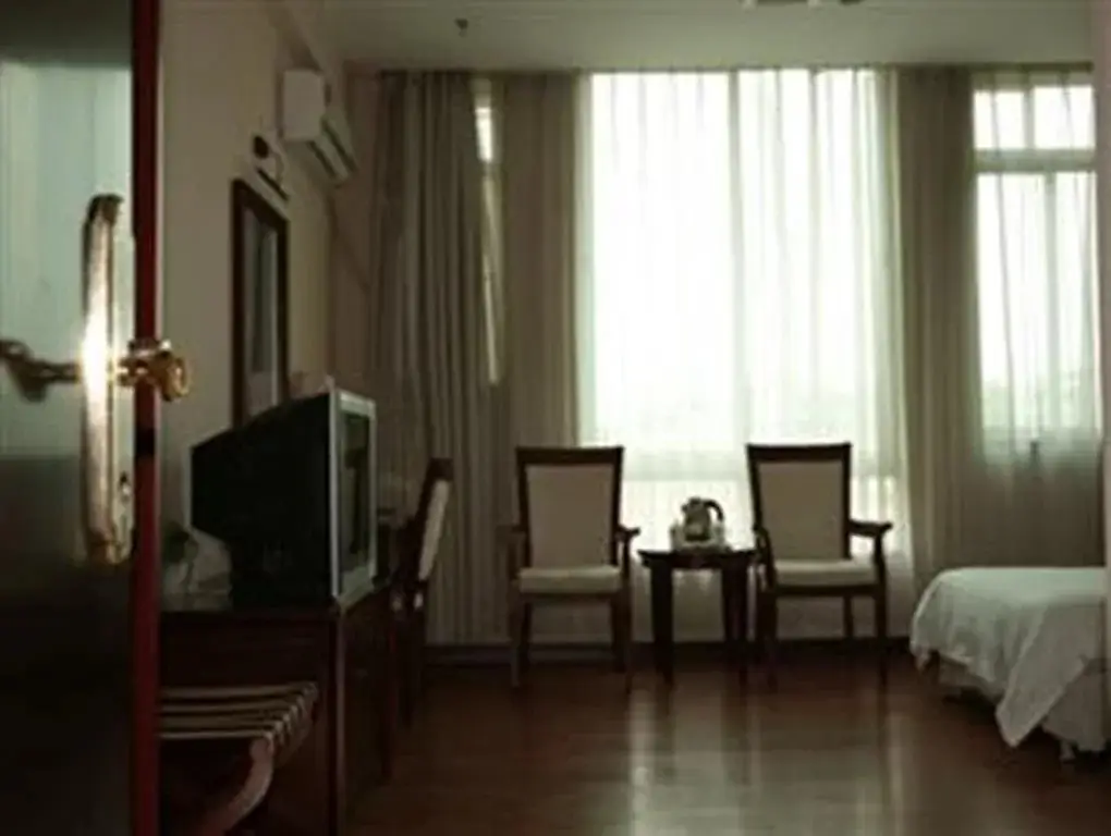 Yidun Hotel Foshan Luocun — фото 1