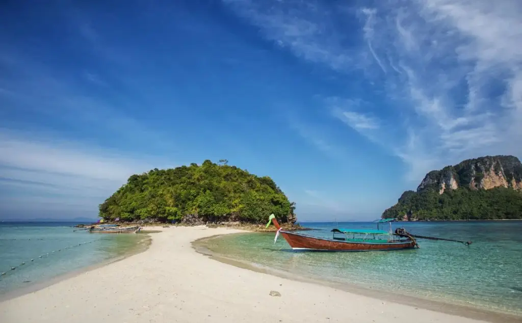 Краби: Ao Nang Pavilion