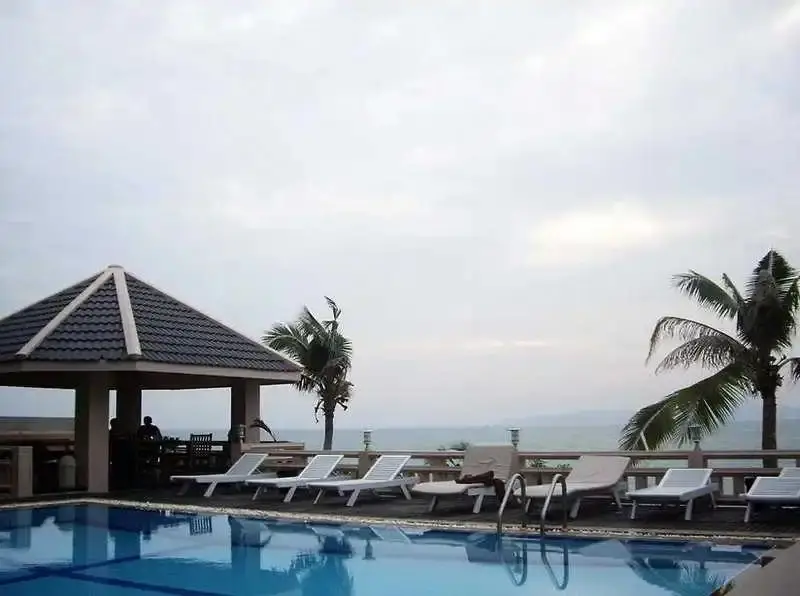 Паттайя: Golden Cliff House