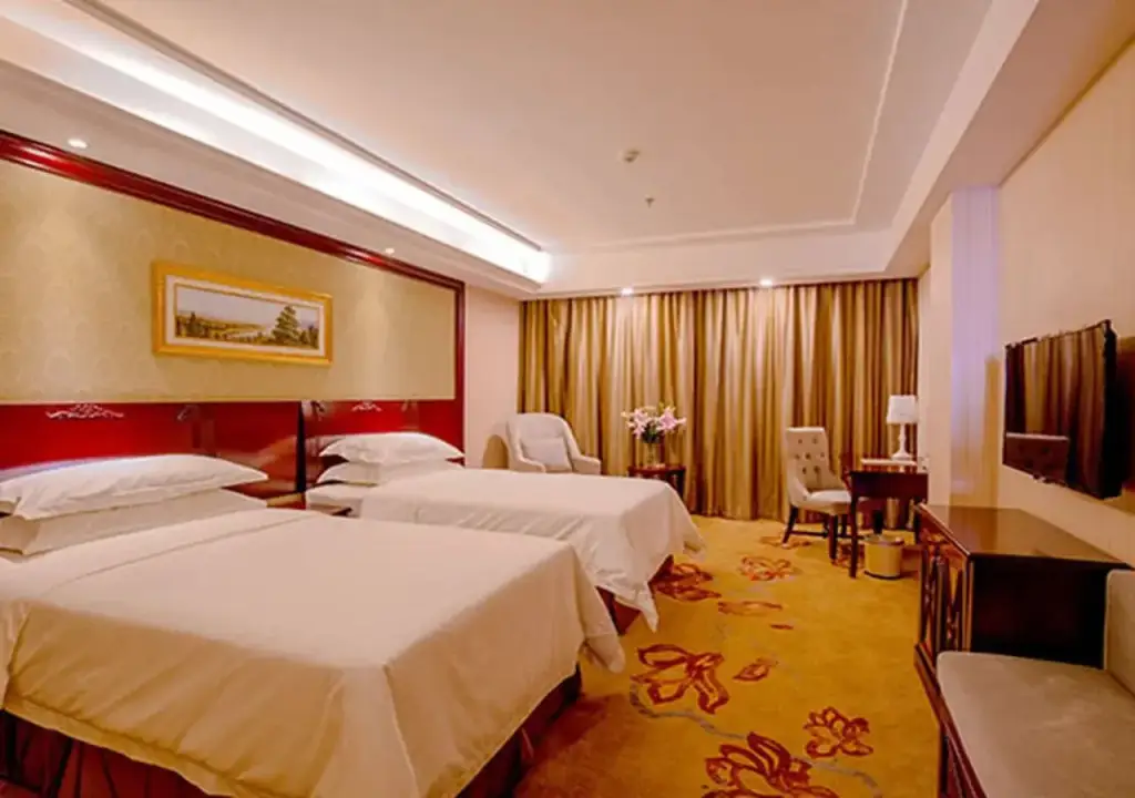 Vienna Hotel Wuhan Jiefang Avenue — фото 1