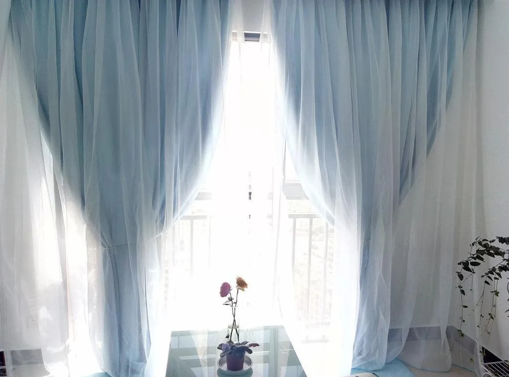 Дали: Up In Wonderland Hostel
