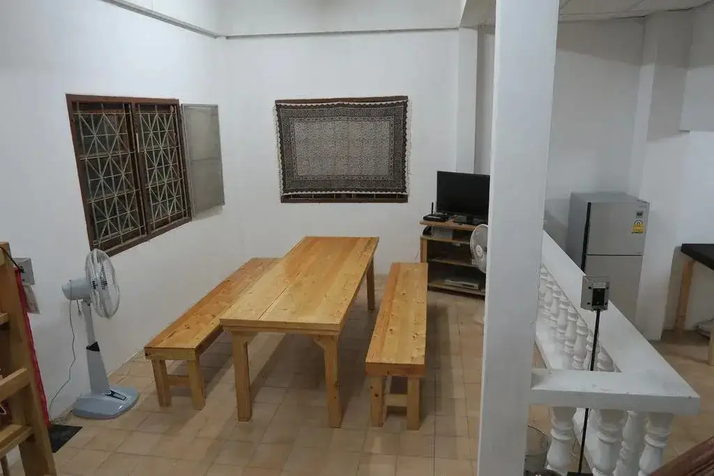 Сирача: Barn Bang Phra