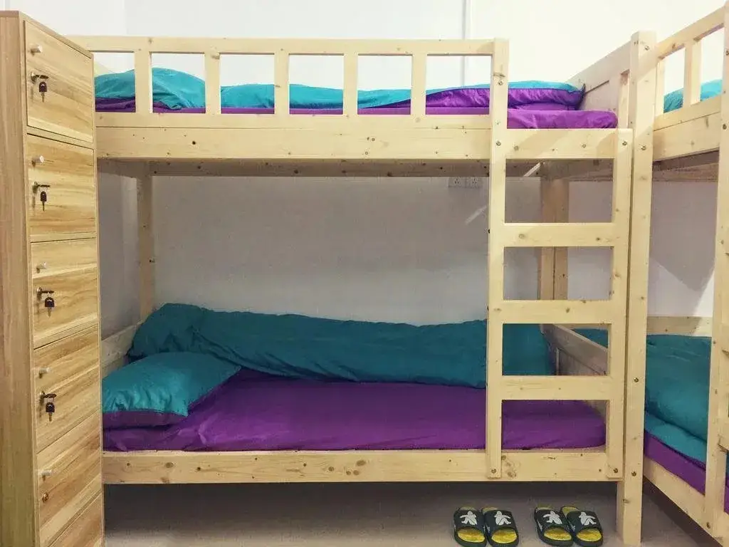 Гуанчжоу: Long Island Hostel