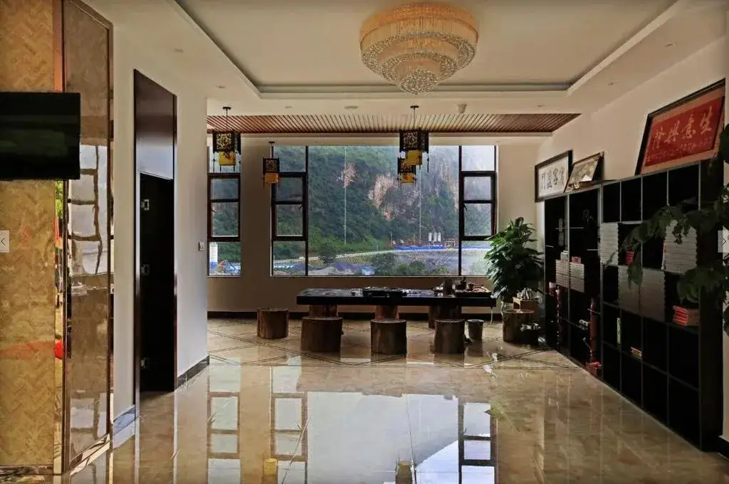 Дали: View Grand Hotel