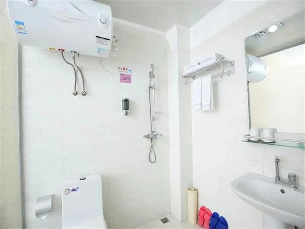Пекин: July Sky Business Hotel