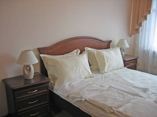 Ялта: YaltaApartments