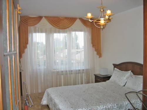 Ялта: YaltaApartments