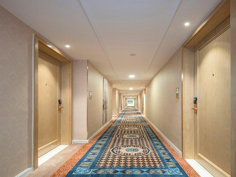 Циндао: Vienna Hotel Shandong Qingdao Taidong Pijiu Street Liaoning Road