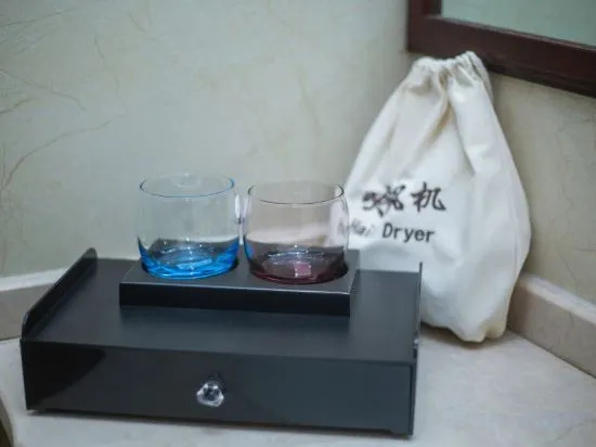 Ханчжоу: 湖畔酒店（杭州文三路地铁站店）