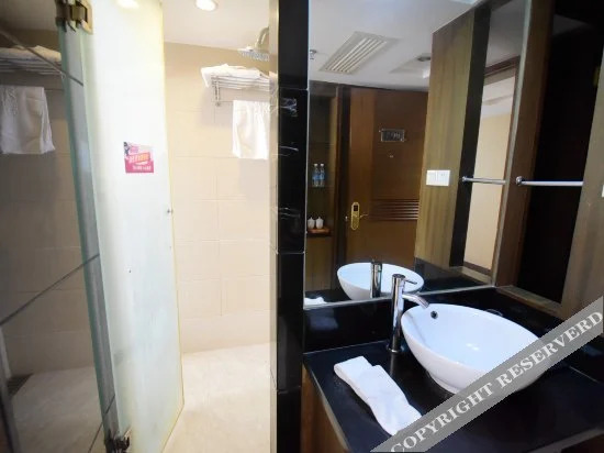 Тайчжоу: Luxury Hotel