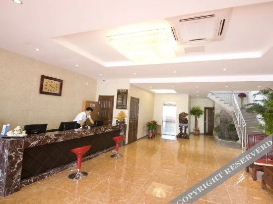 Циндао: Shengdeju Business Hotel (Qingdao North Railway Station)