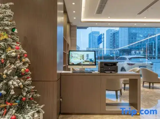 Циндао: World Hotel (Qingdao Stone Old Beach International Convention and Exhibition Center)