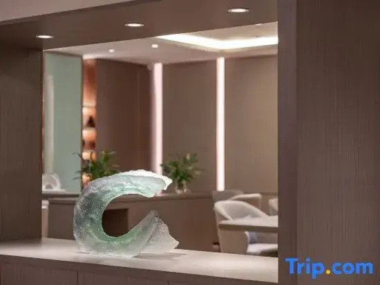 Циндао: World Hotel (Qingdao Stone Old Beach International Convention and Exhibition Center)