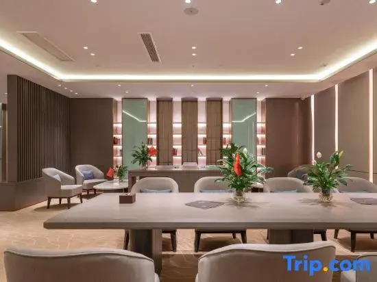 Циндао: World Hotel (Qingdao Stone Old Beach International Convention and Exhibition Center)