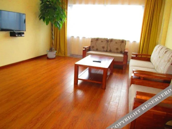 Дежоу: Home Inn (Sports Center, KangBo Avenue, Dezhou Development Zone)