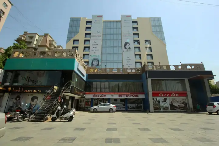 Ахмедабад: OYO 8786 Hotel Maan Residency