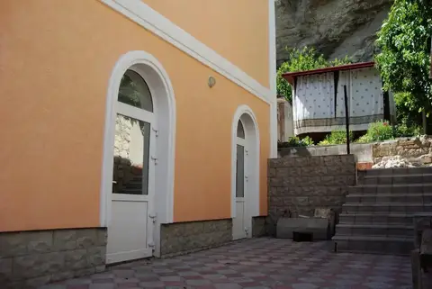 Esfane Guest House — фото 1