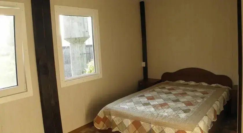 Архипо-Осиповка: Inn Zaterjannyj Raj