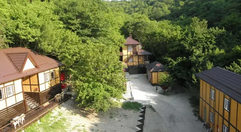 Архипо-Осиповка: Inn Zaterjannyj Raj
